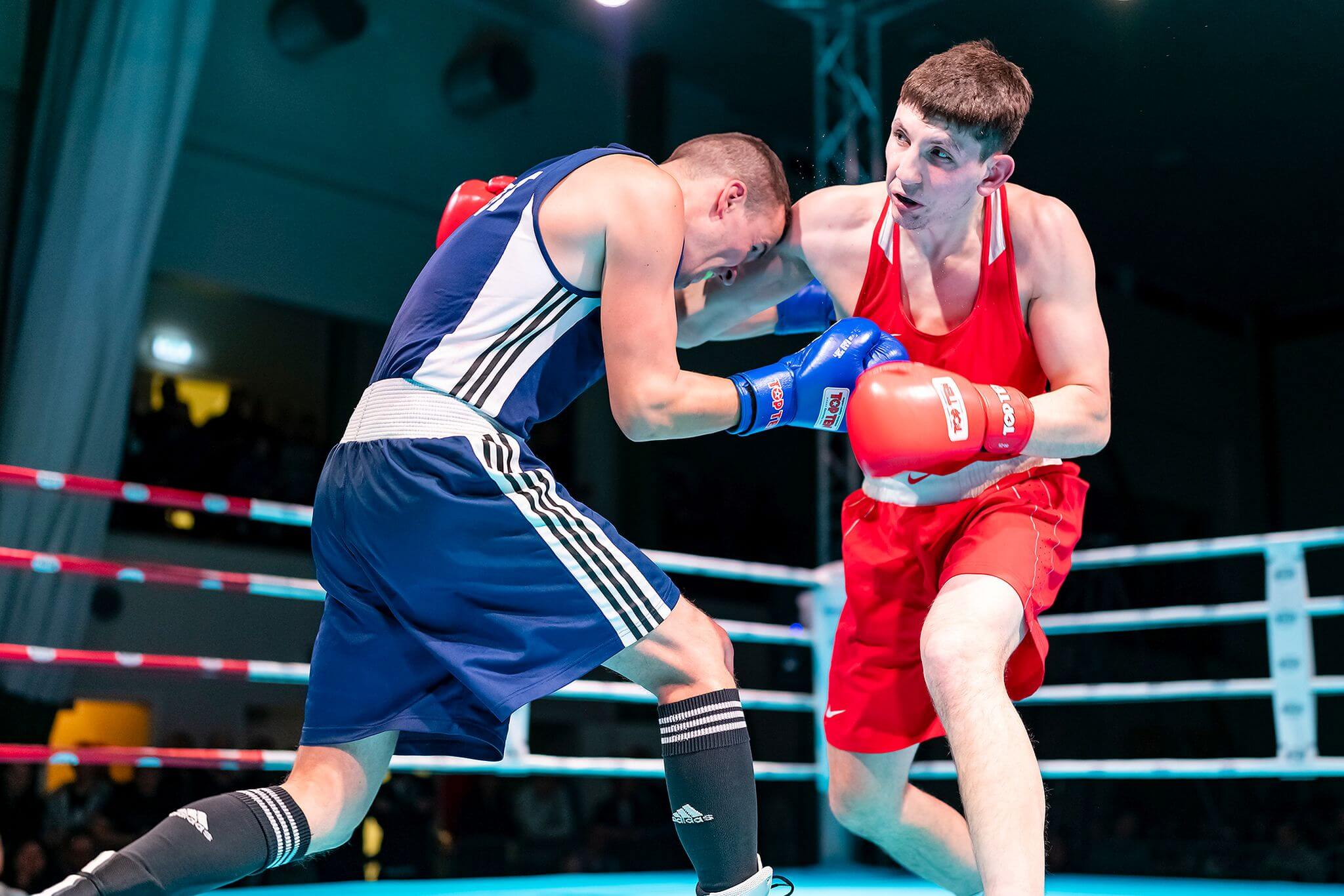 Rodion Ippolitov (sinises) ja Pavel Kamanin (punases). Foto: Aleksandr Abrosimov