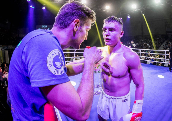Duel 1 Fight 038