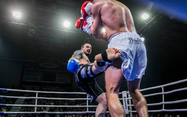 Duel 1 Fight 039