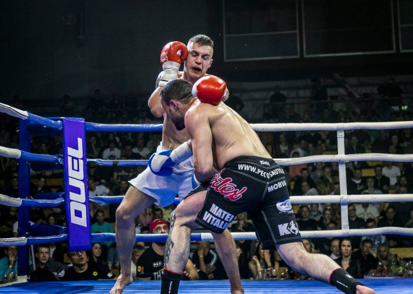 Duel 1 Fight 045