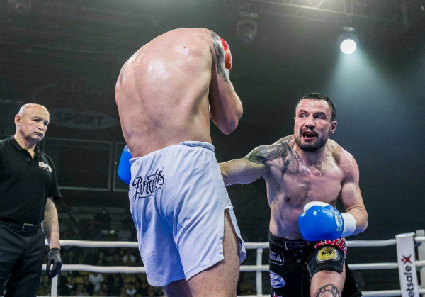 Duel 1 Fight 046