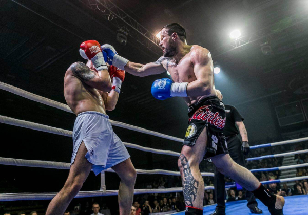 Duel 1 Fight 051