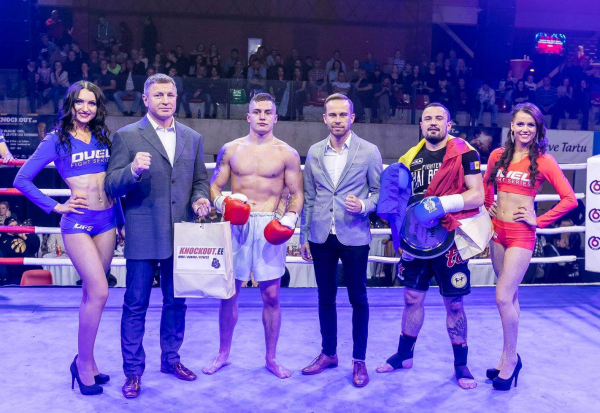 Duel 1 Fight 057